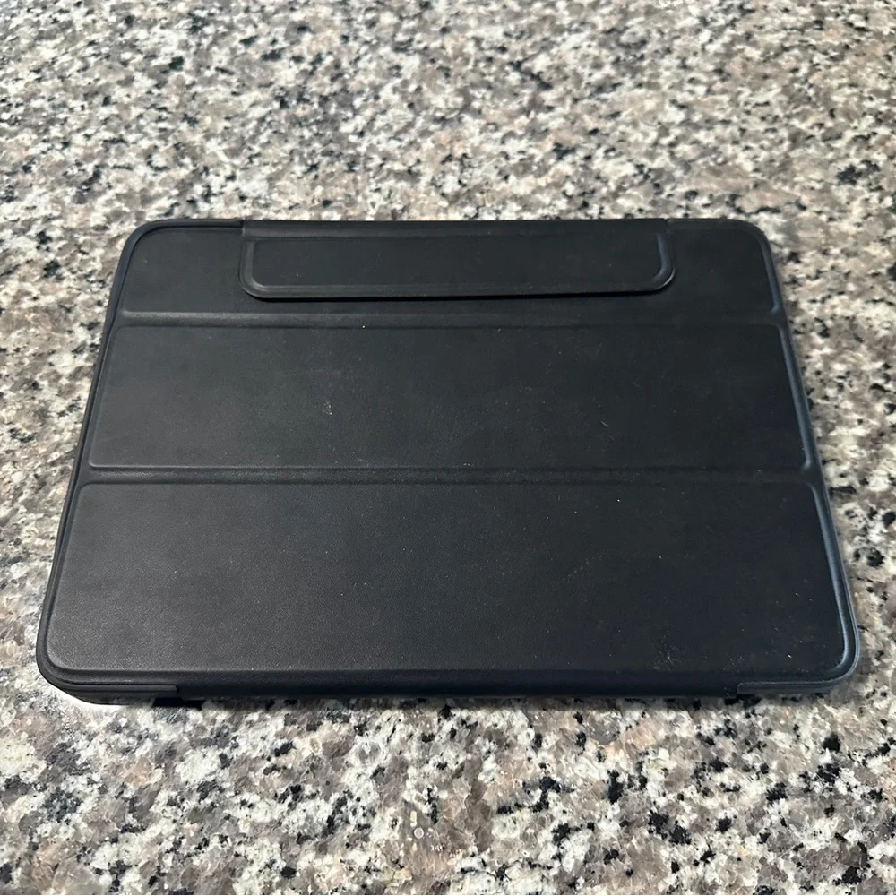 OtterBox SYMMETRY series 360 Black iPad PRO 11inch Cover #0002